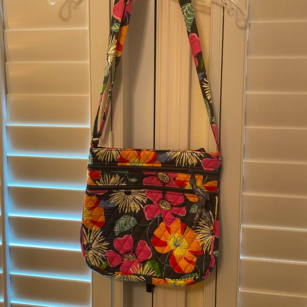 VERA BRADLEY BAG
